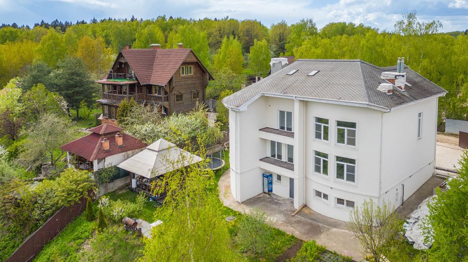 Дом в п Большая Черная