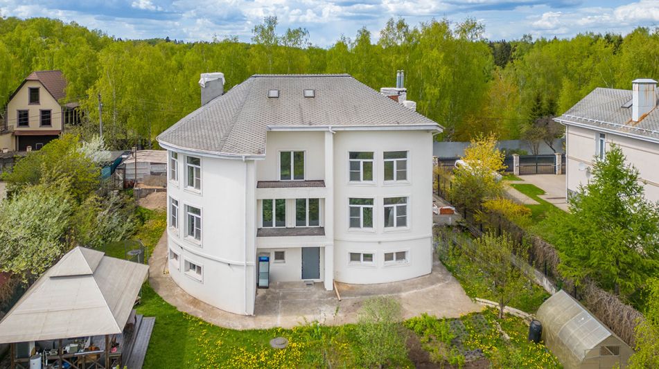 Дом в п Большая Черная