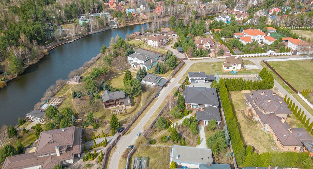 Солнечная поляна