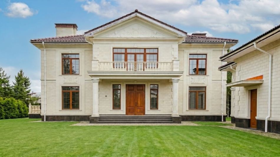 Дом под отделку в Ренессанс парке