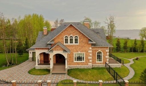 Дом на 1 линии в Московском море