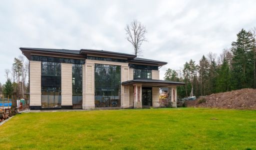 Современный дом в Новогорск Лес