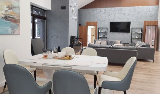Дом с бассейном в КП Крекшино