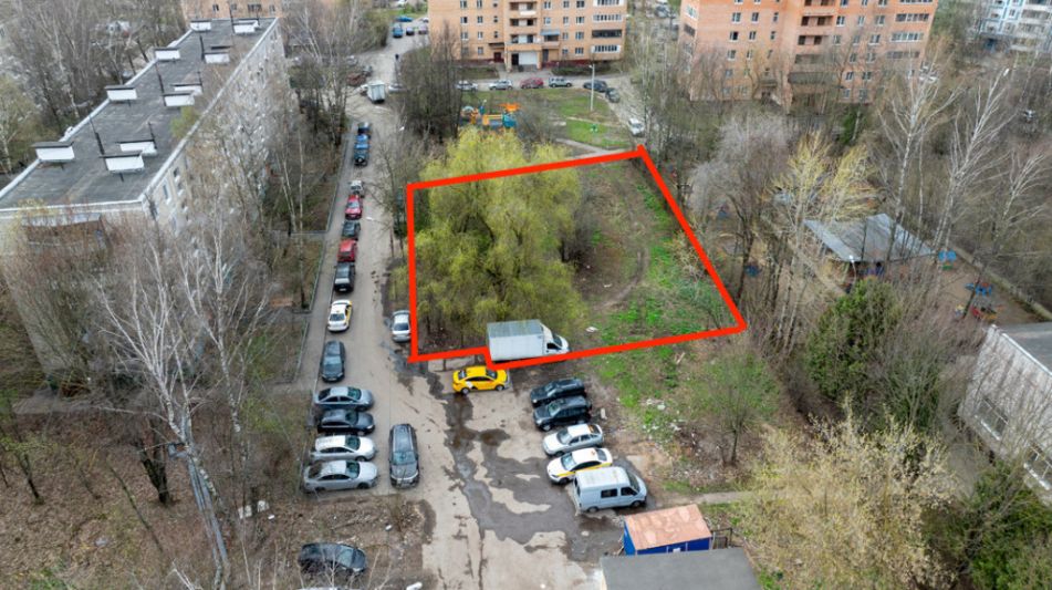 Участок под коммерческое здание