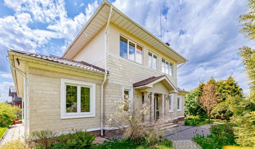 Готовый дом в КП Русская деревня