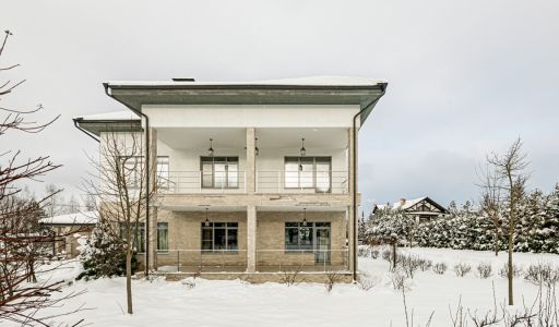 Особняк в КП Папушево парк