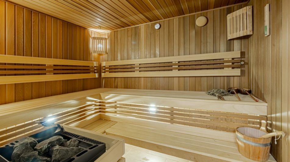 Дом с бассейном в КП Променад