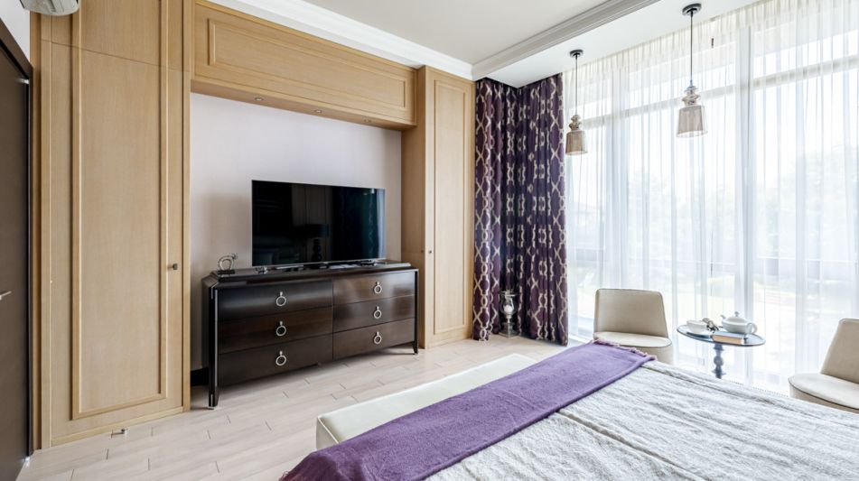 Дом с бассейном в КП Променад