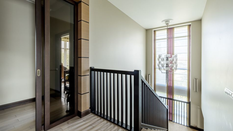 Дом с бассейном в КП Променад