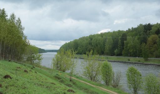 Участок рядом с водой в Витенево