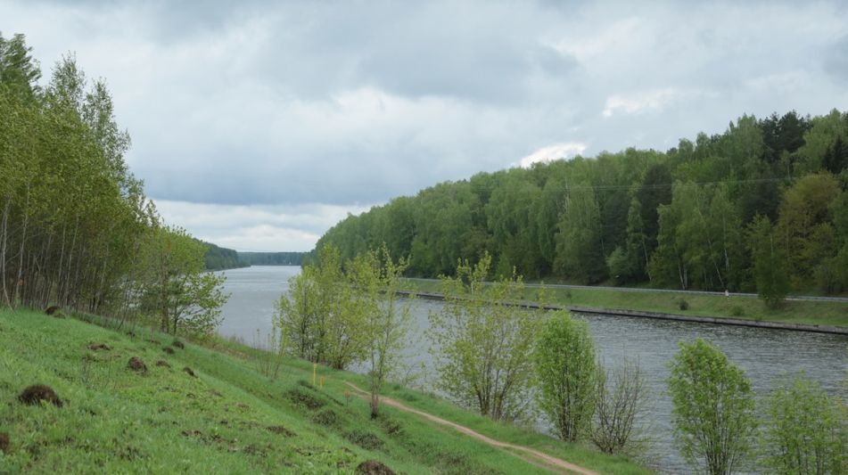 Участок рядом с водой в Витенево