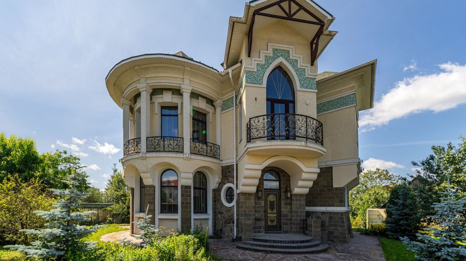 Дом без отделки в Лайково