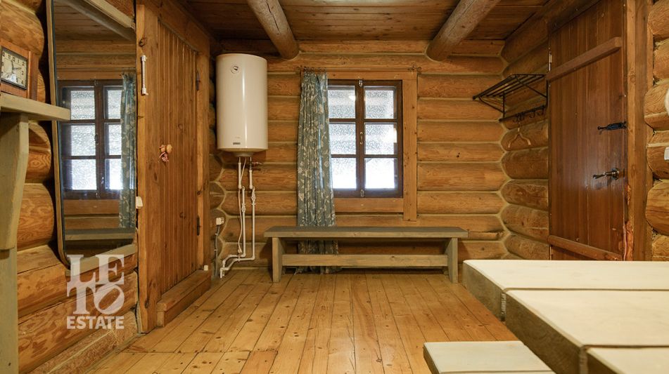 База отдыха на озере Селигер