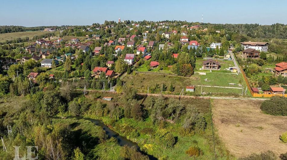 Барнхаус в поселке Иванцево