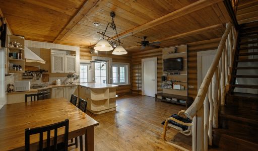 Дом на берегу Рыбинского водохранилища