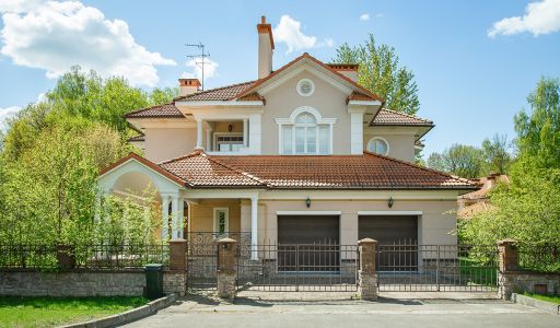 Вилла у озера в КП Новый Свет