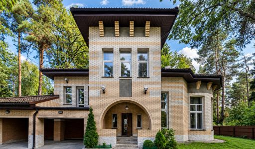 Кирпичный дом в СНТ Северное