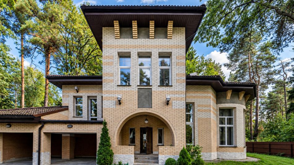 Кирпичный дом в СНТ Северное