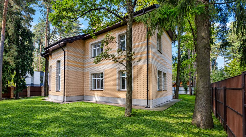 Кирпичный дом в СНТ Северное