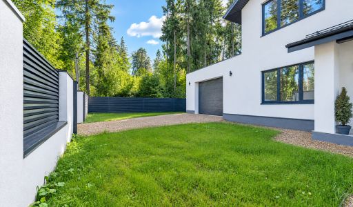 Дом в лесу в Новоалександрово
