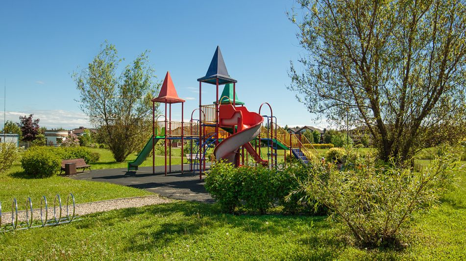 Современный дом у воды в Пестово