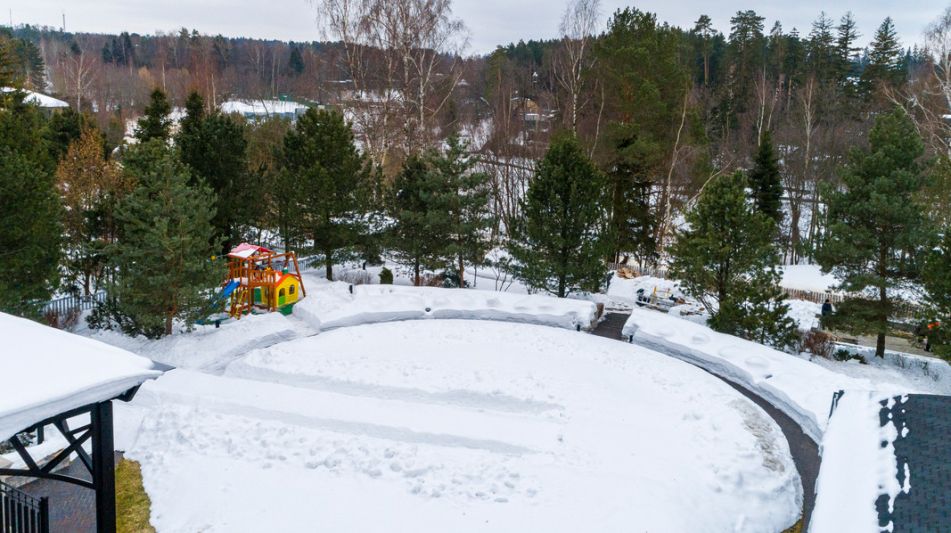 Резиденция у воды