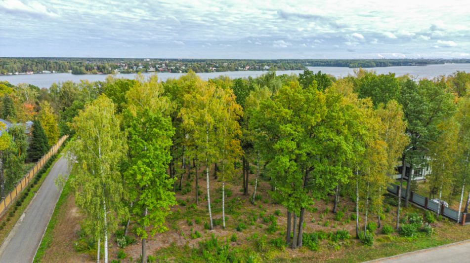 Участок в КП Ореховая Бухта-4