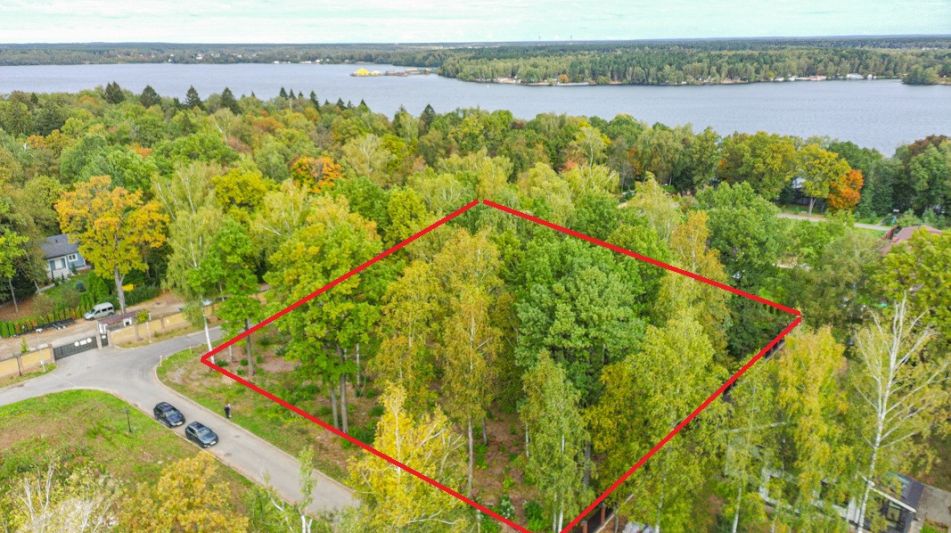 Участок в КП Ореховая Бухта-4