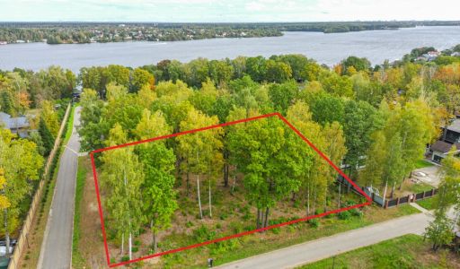 Участок в КП Ореховая Бухта-4