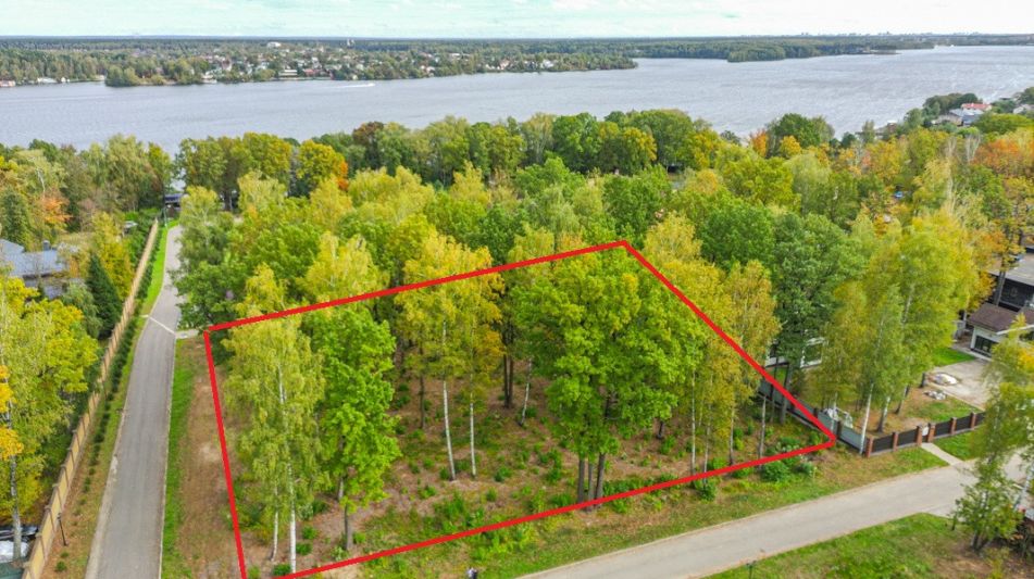 Участок в КП Ореховая Бухта-4