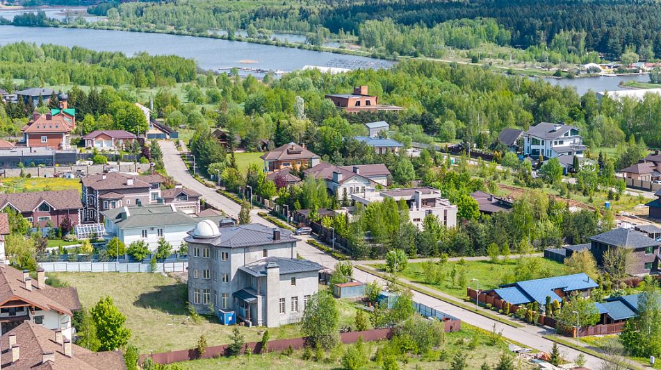 Земельный участок в КП Аврора