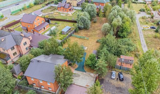 Дом в деревне Беляниново