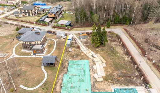 Участок у леса КП Лазурный берег