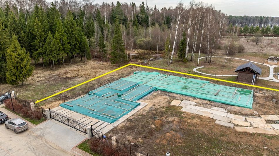 Участок у леса КП Лазурный берег