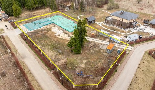 Участок у леса КП Лазурный берег