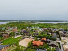 Деревянный дом в Московском море