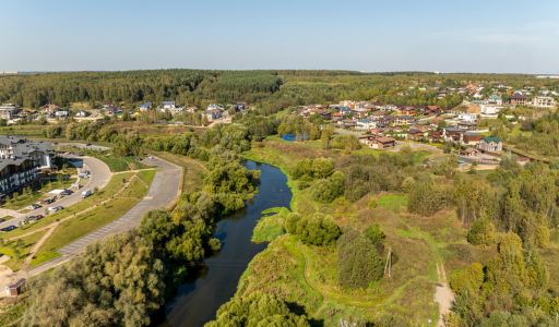 Участок у воды в Лобаново