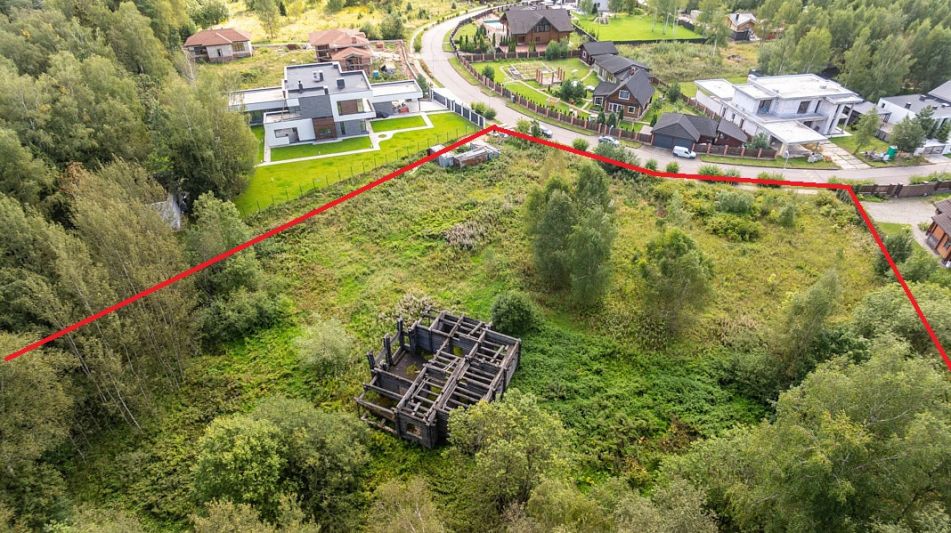 Прилесной участок в КП 