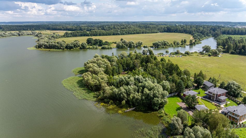 Участок в КП Озерна Резиденс