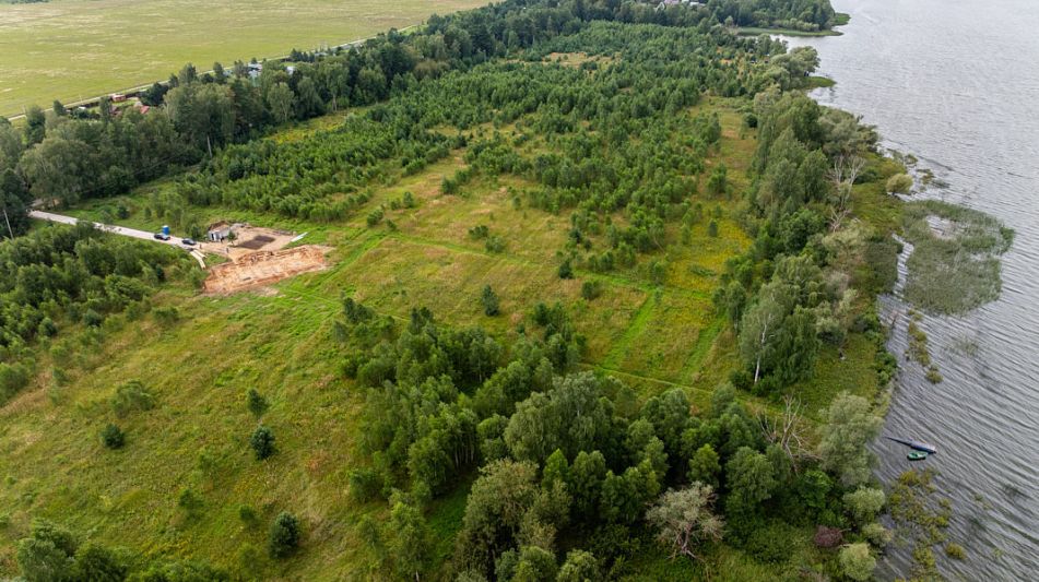 Участок в КП Озерна Резиденс