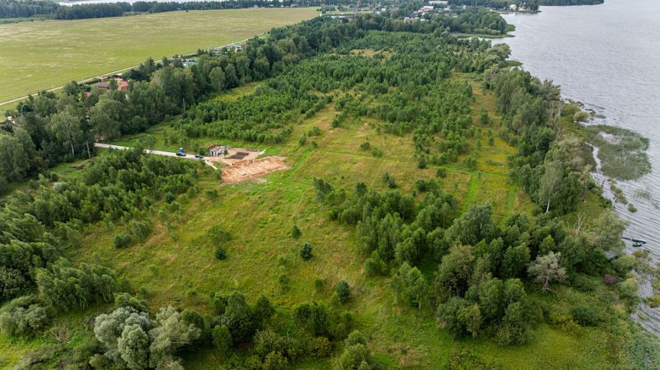 Участок в КП Озерна Резиденс