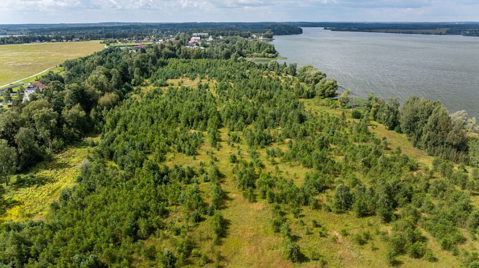 Участок в КП Озерна Резиденс