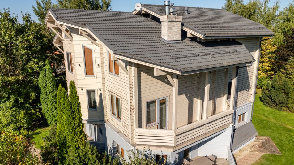 Дом с бассейном в КП Лазурь