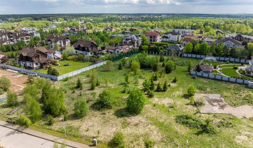 Земельный участок в КП Аврора