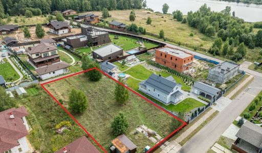 Видовой участок в Авроре