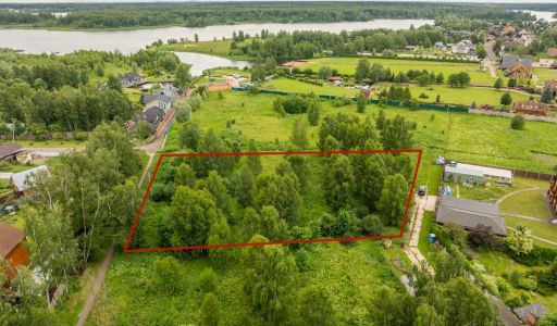 Участок рядом с водой в Витенево