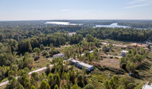 Живописный участок в КП Реки