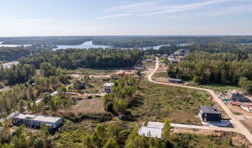 Живописный участок в КП Реки