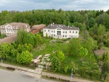 Усадьба в поселке Аврора