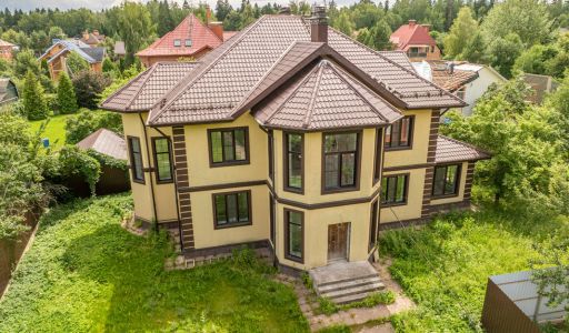 Дом на первой линии в Пруссах